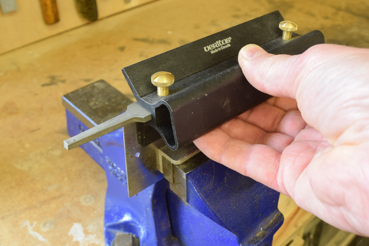 Recycle An Old Blade And Make A Cabinet Scraper The Knowledge Blog